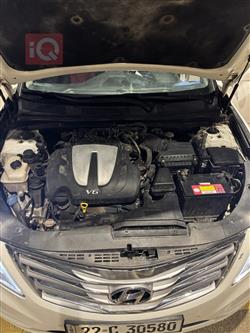 Hyundai Azera
